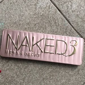 Naked 3 palette